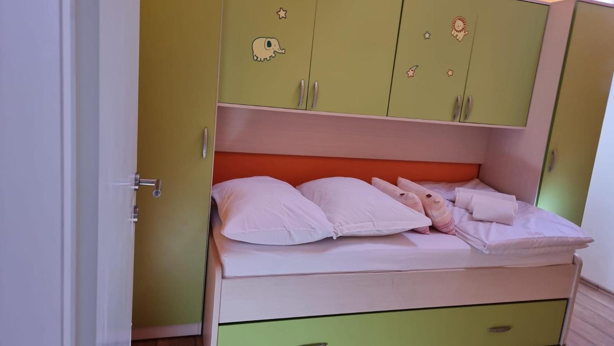 Guest House Klara Solin Dış mekan fotoğraf